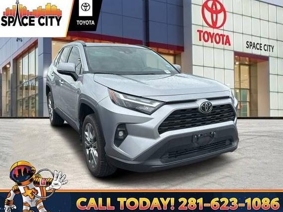 TOYOTA RAV4 2022 2T3A1RFV0NC289104 image