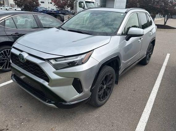 TOYOTA RAV4 2022 JTM16RFV7NJ015784 image