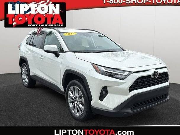 TOYOTA RAV4 2022 2T3C1RFV4NW203686 image