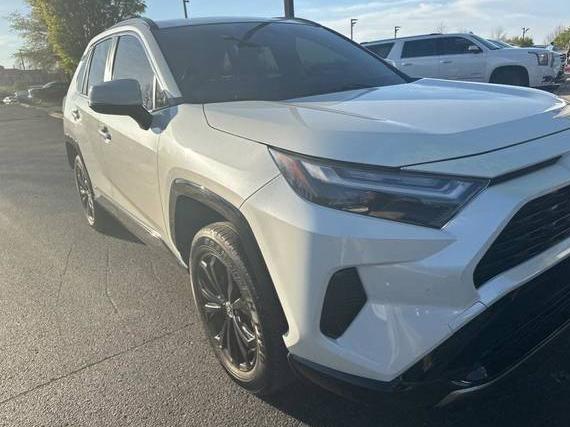 TOYOTA RAV4 2022 JTM16RFV5ND525873 image