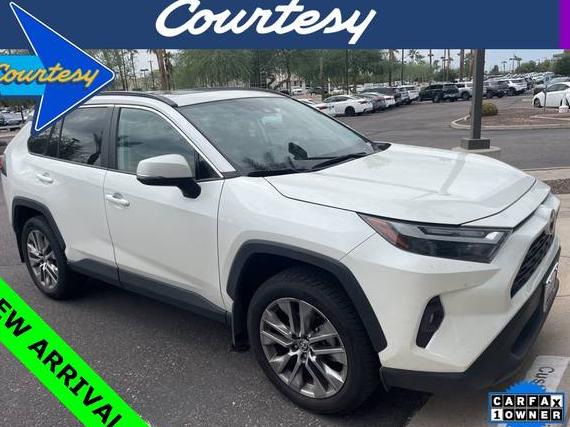 TOYOTA RAV4 2022 2T3C1RFV8NW218322 image