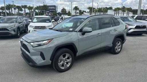 TOYOTA RAV4 2022 2T3W1RFV7NW196424 image