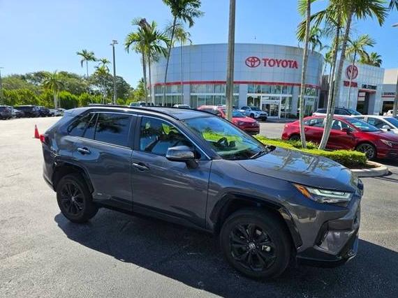 TOYOTA RAV4 2022 4T3T6RFV9NU093347 image