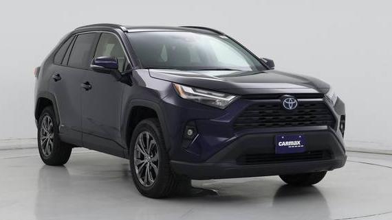 TOYOTA RAV4 2022 JTMB6RFV0ND060830 image