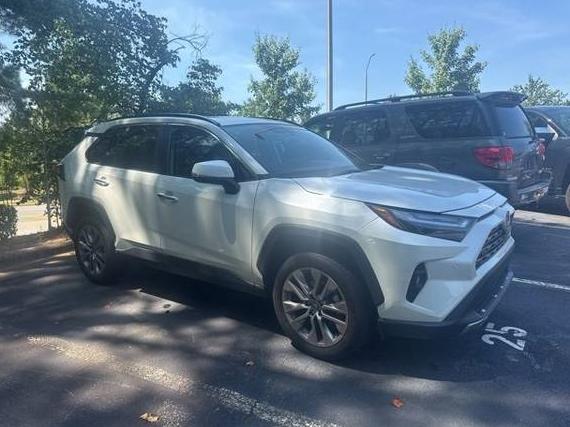 TOYOTA RAV4 2022 2T3Y1RFV1NW224291 image