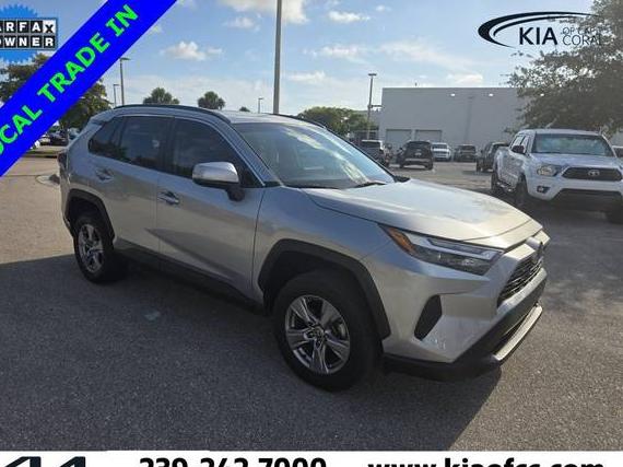 TOYOTA RAV4 2022 2T3W1RFV7NC199552 image