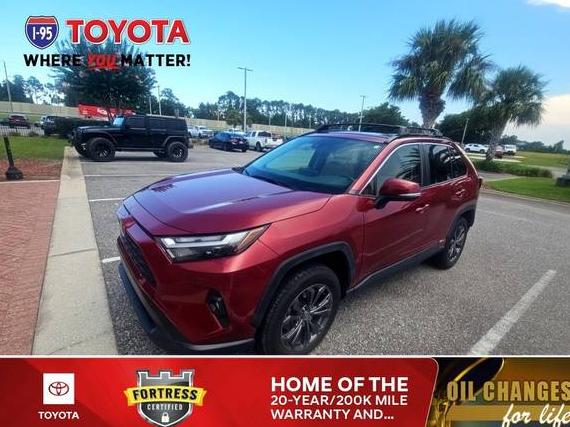 TOYOTA RAV4 2022 JTMB6RFV5ND053470 image