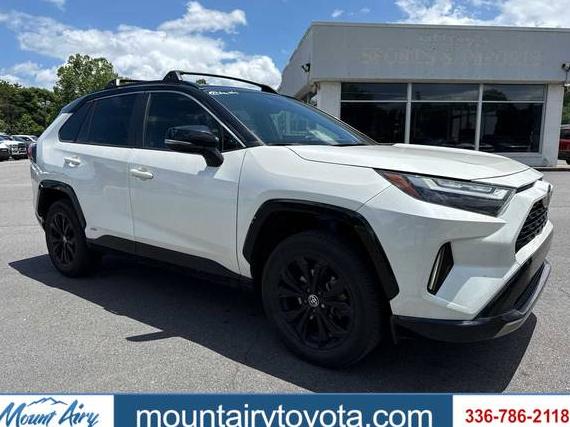 TOYOTA RAV4 2022 JTME6RFV6ND528248 image