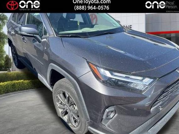 TOYOTA RAV4 2022 2T3B6RFV0NW036742 image TOYOTA RAV4 2022 2T3B6RFV0NW036742 image