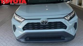 TOYOTA RAV4 2022 2T3W1RFV8NW203557 image