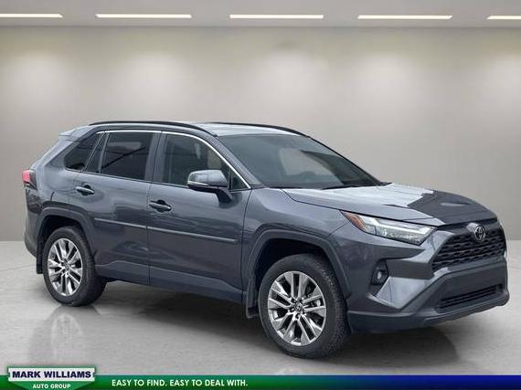 TOYOTA RAV4 2022 2T3A1RFV3NC285256 image