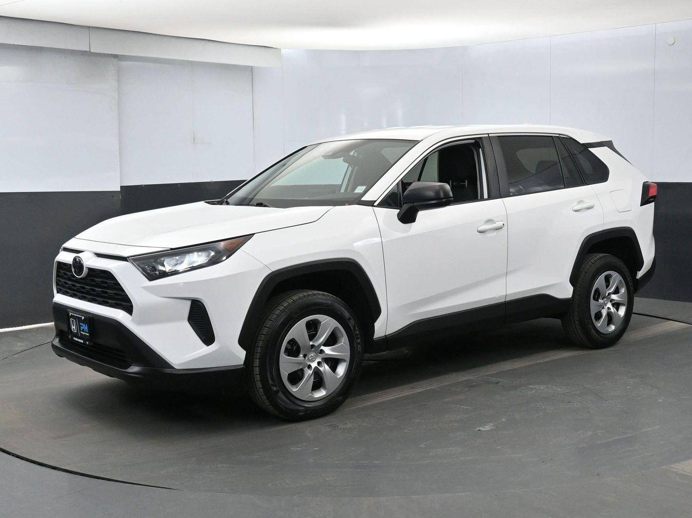 TOYOTA RAV4 2022 2T3F1RFVXNC262952 image