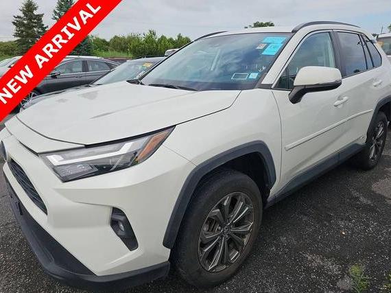 TOYOTA RAV4 2022 4T3B6RFV3NU084185 image