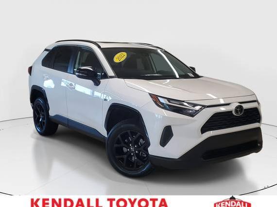 TOYOTA RAV4 2022 2T3W1RFV3NC208411 image