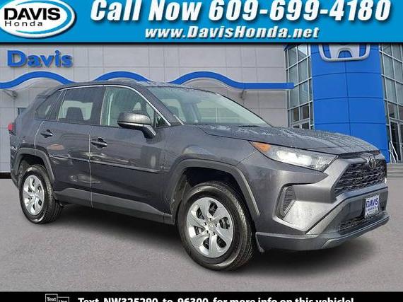 TOYOTA RAV4 2022 2T3F1RFV1NW325290 image