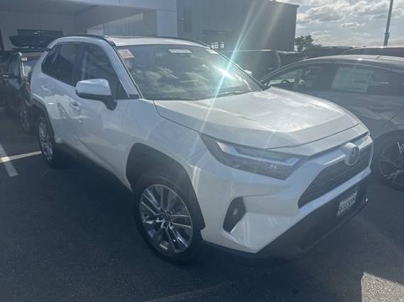 TOYOTA RAV4 2022 2T3C1RFV6NW236396 image TOYOTA RAV4 2022 2T3C1RFV6NW236396 image