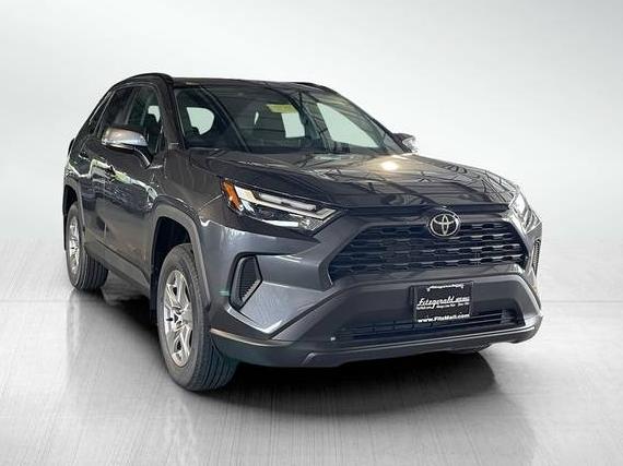 TOYOTA RAV4 2025 2T3P1RFV1SW561597 image