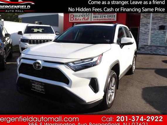 TOYOTA RAV4 2025 2T3RWRFV2SW283920 image