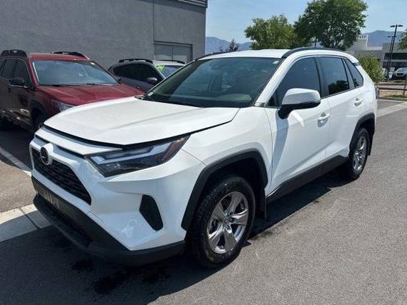TOYOTA RAV4 2025 JTMRWRFV8SD285636 image