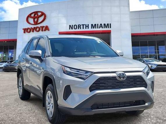 TOYOTA RAV4 2025 2T3K1RFV6SW418896 image