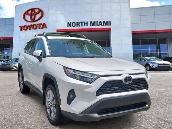 TOYOTA RAV4 2025 2T3C1RFVXSW385213 image