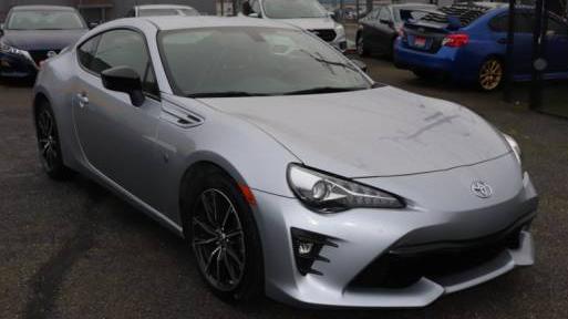 TOYOTA 86 2018 JF1ZNAE18J9700450 image