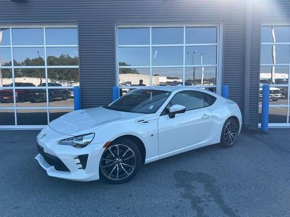 TOYOTA 86 2017 JF1ZNAA16H8710755 image
