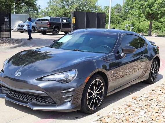 TOYOTA 86 2017 JF1ZNAA18H8703001 image