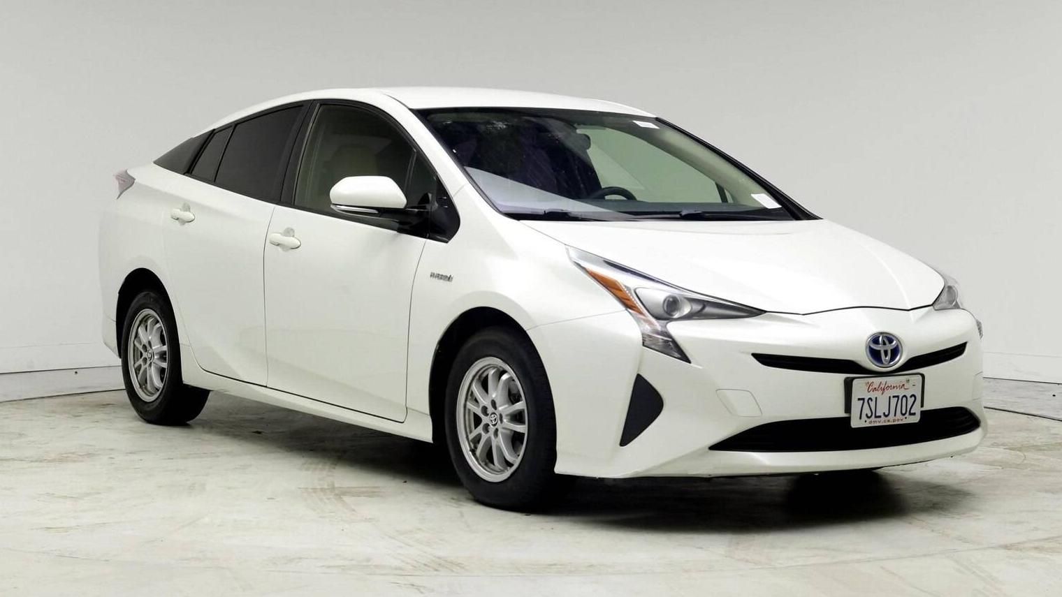 TOYOTA PRIUS 2016 JTDKARFU4G3009250 image