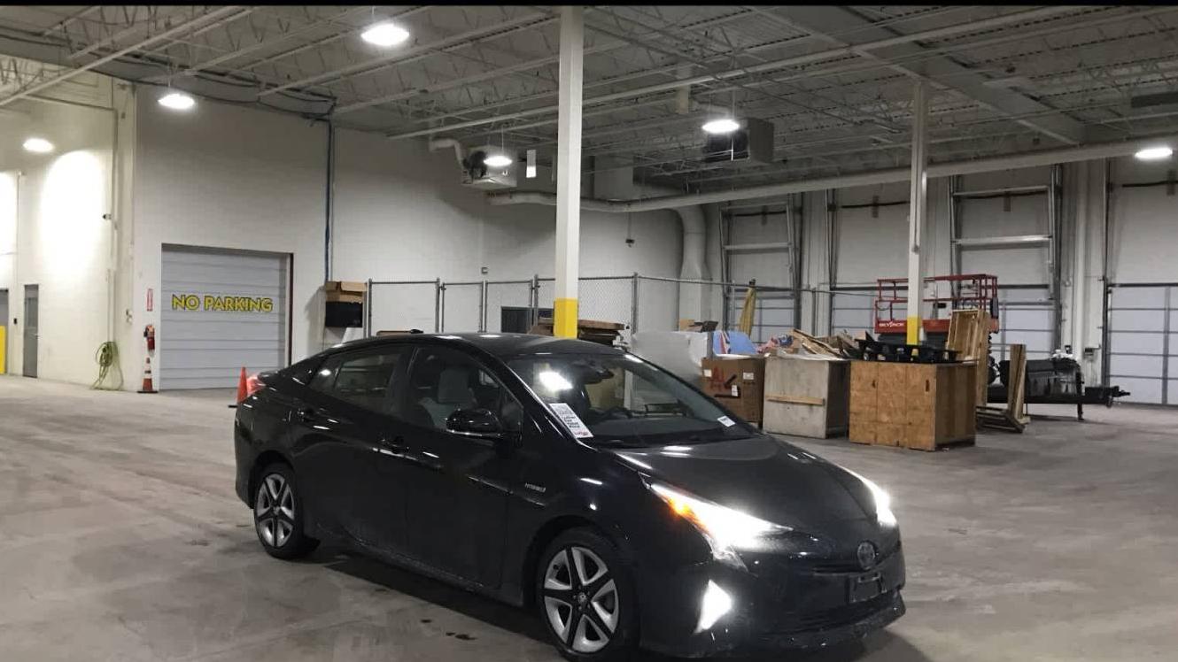 TOYOTA PRIUS 2016 JTDKARFU9G3523255 image