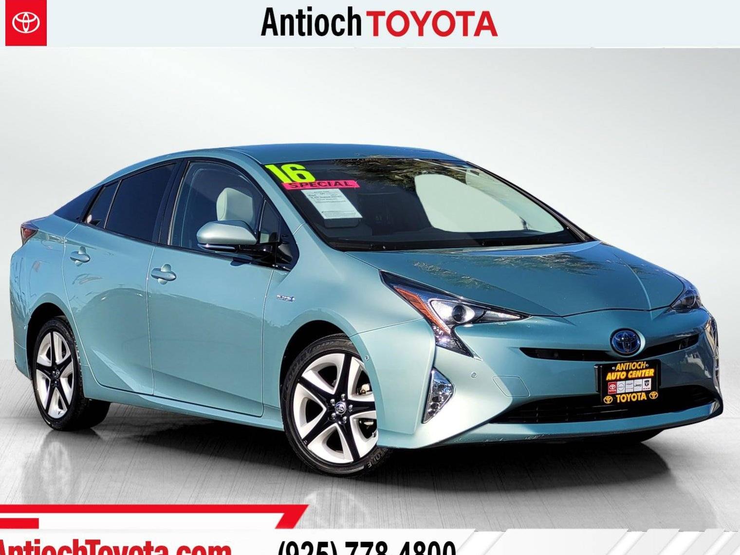 TOYOTA PRIUS 2016 JTDKARFU9G3005503 image