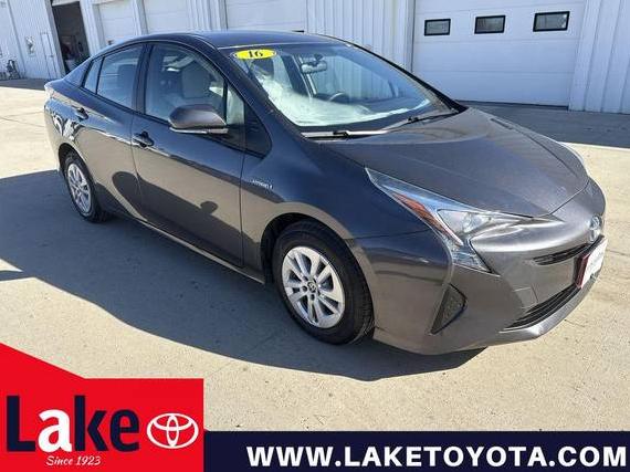 TOYOTA PRIUS 2016 JTDKBRFU4G3501807 image