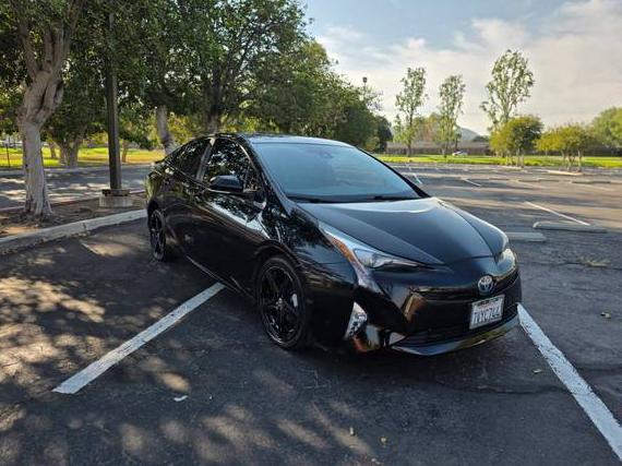 TOYOTA PRIUS 2016 JTDKARFU2G3021817 image