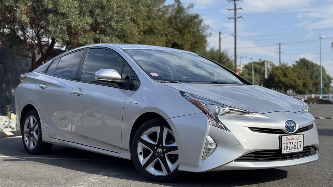 TOYOTA PRIUS 2016 JTDKARFU3G3003603 image