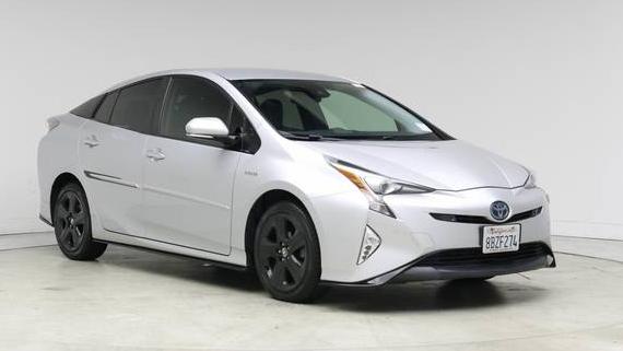 TOYOTA PRIUS 2018 JTDKARFU1J3546939 image