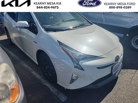 TOYOTA PRIUS 2018 JTDKARFU1J3058171 image