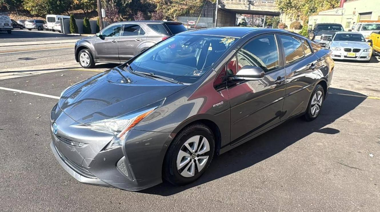 TOYOTA PRIUS 2018 JTDKBRFU9J3080058 image