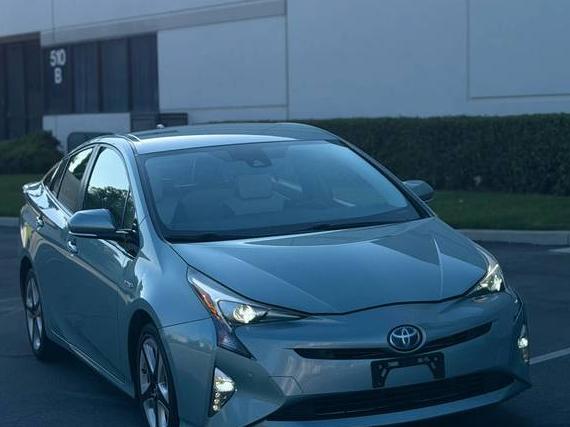 TOYOTA PRIUS 2018 JTDKARFU3J3057314 image