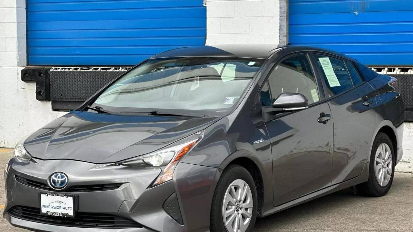 TOYOTA PRIUS 2017 JTDKBRFU9H3031131 image