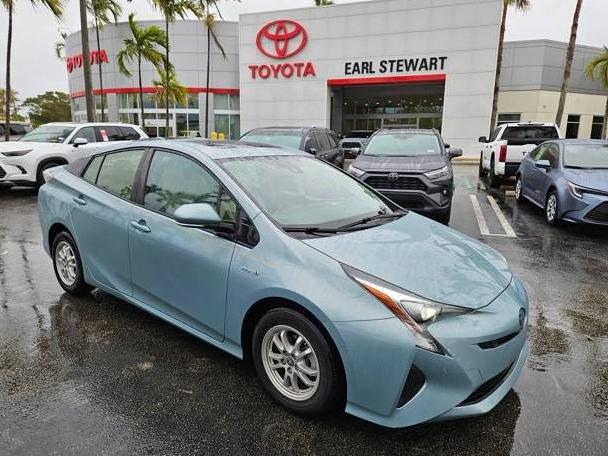 TOYOTA PRIUS 2017 JTDKARFUXH3541765 image