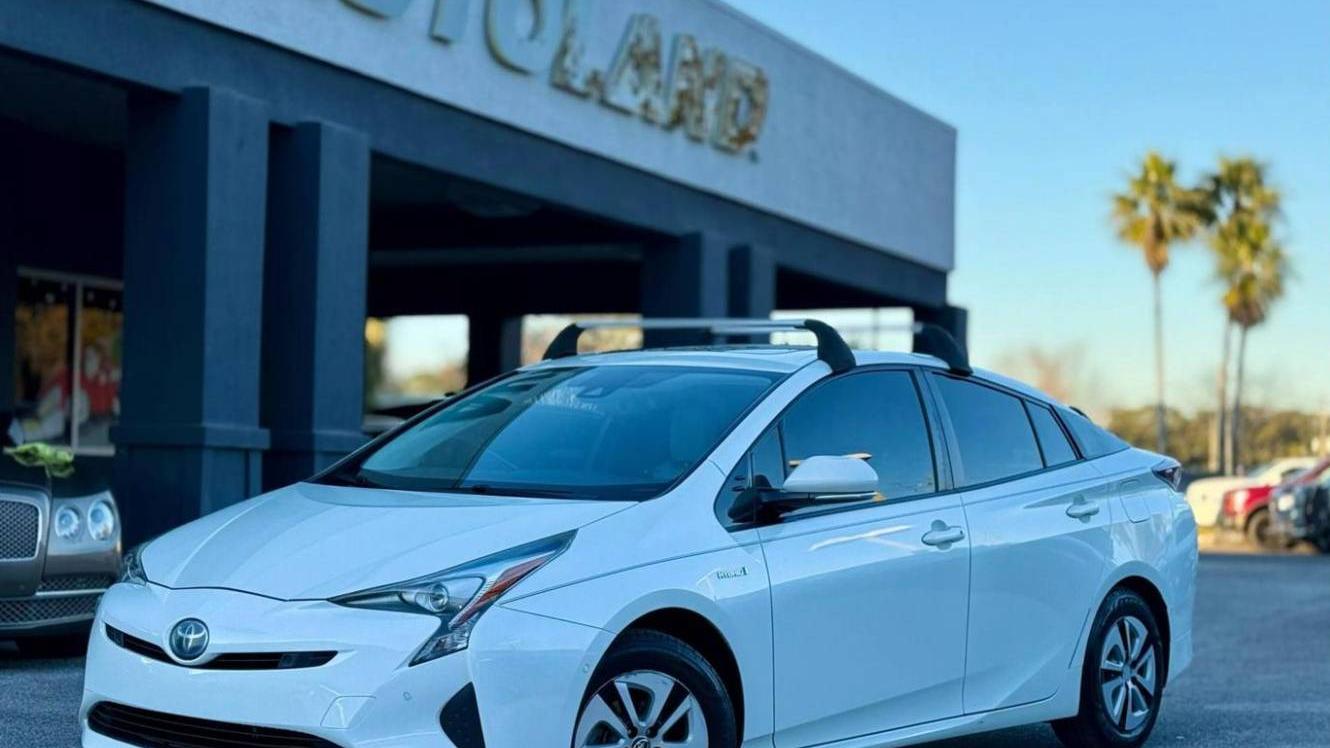 TOYOTA PRIUS 2017 JTDKARFU5H3031310 image