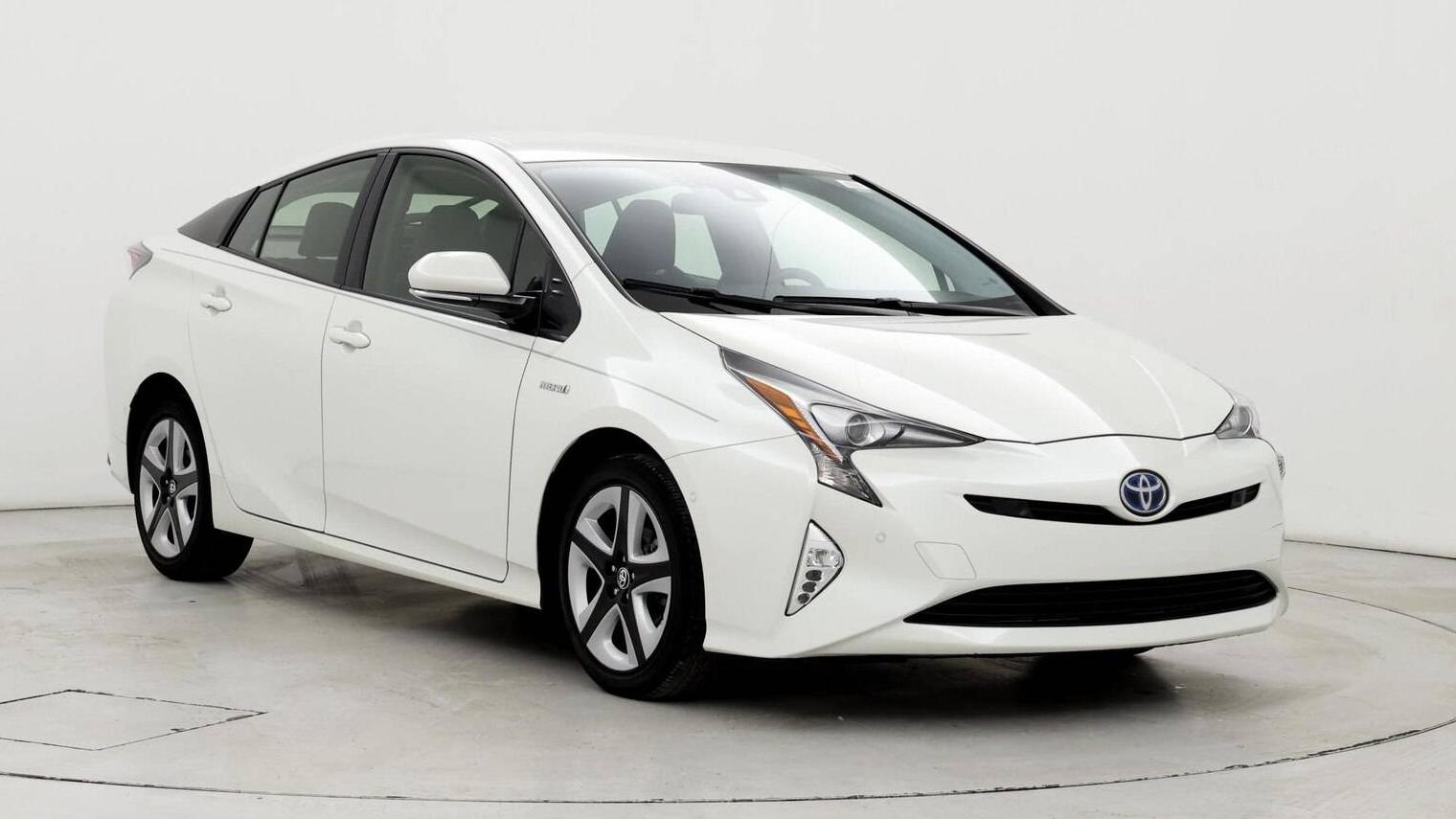 TOYOTA PRIUS 2017 JTDKARFU0H3052033 image