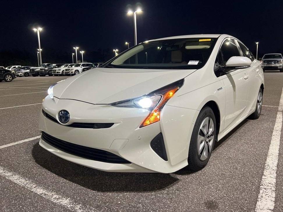 TOYOTA PRIUS 2017 JTDKARFU5H3050598 image