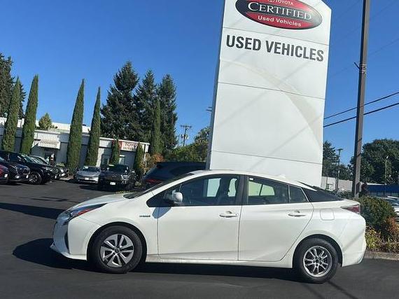 TOYOTA PRIUS 2017 JTDKARFU3H3047862 image