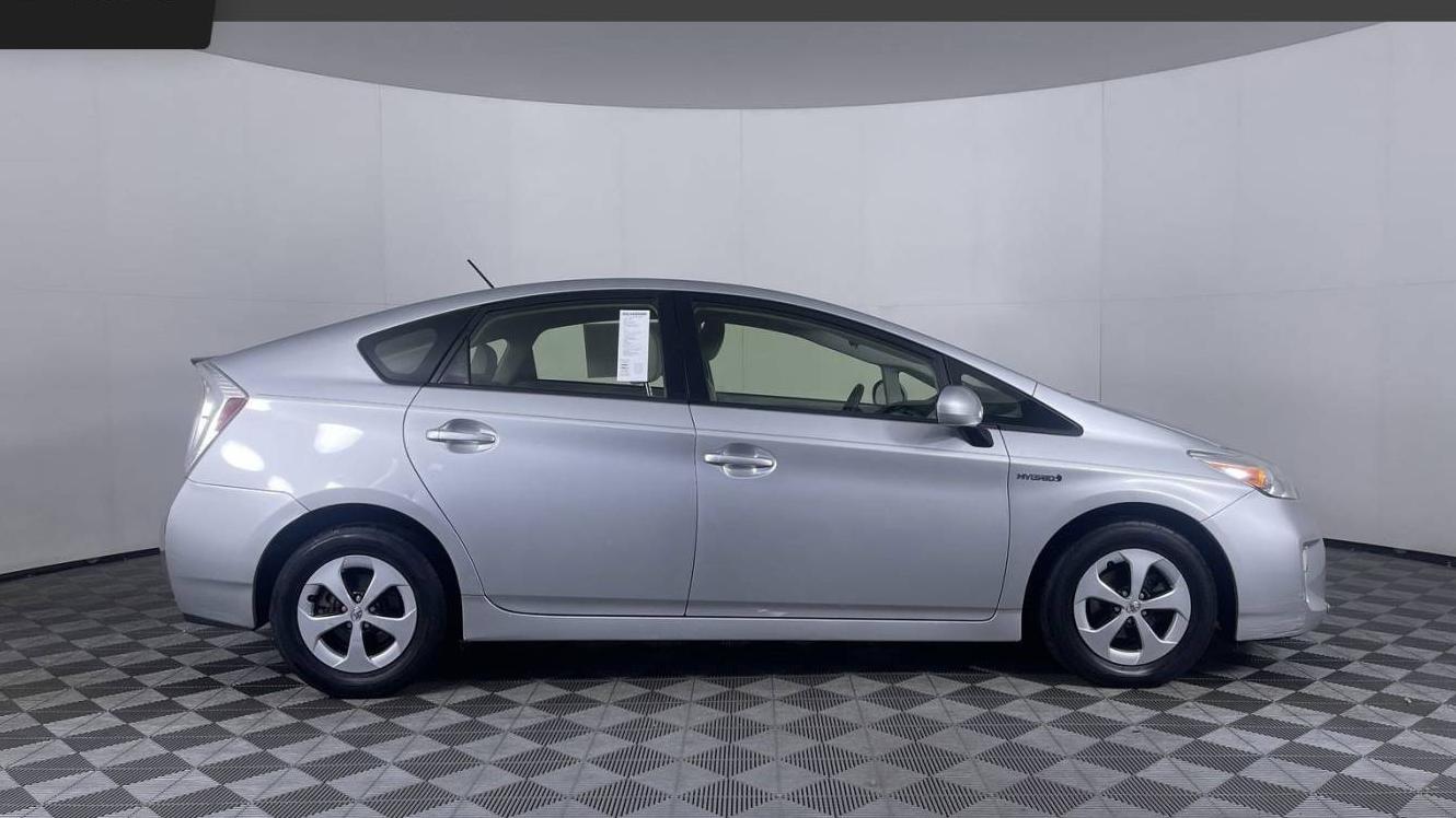 TOYOTA PRIUS 2012 JTDKN3DU5C5410471 image