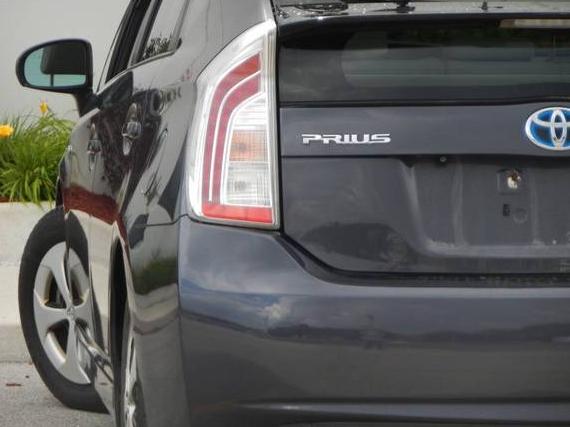 TOYOTA PRIUS 2012 JTDKN3DUXC5458600 image