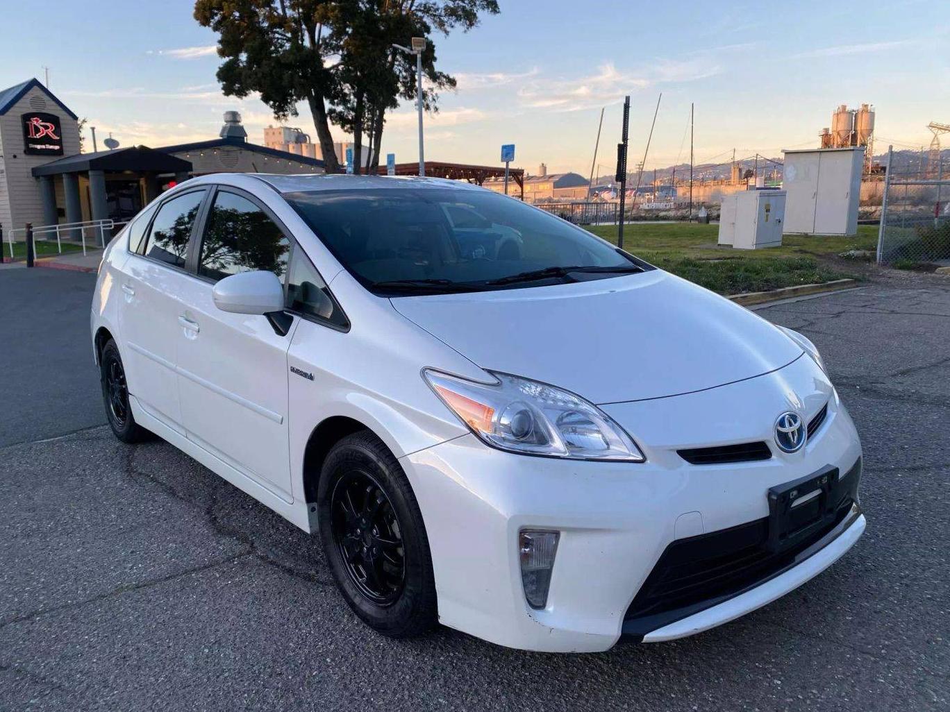 TOYOTA PRIUS 2012 JTDKN3DU7C5400587 image