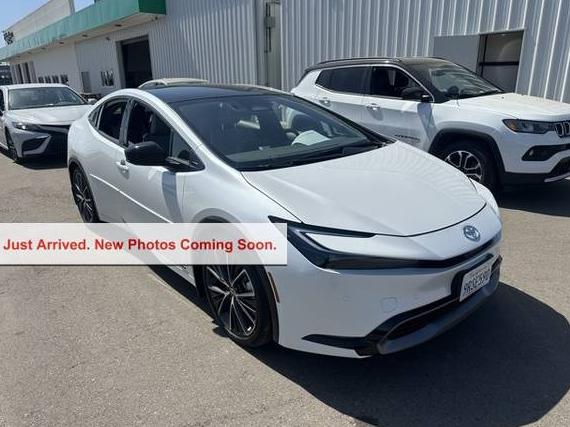 TOYOTA PRIUS 2024 JTDADABU1R3022695 image
