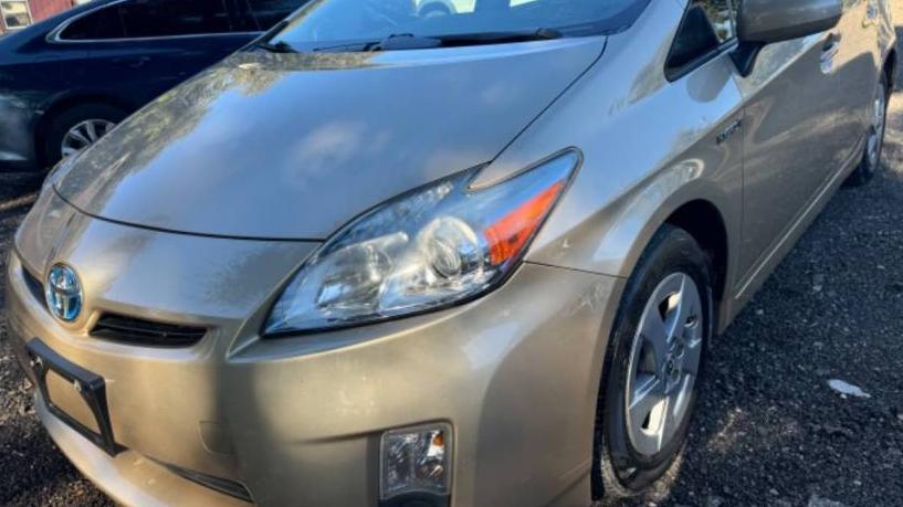 TOYOTA PRIUS 2011 JTDKN3DU1B0304384 image