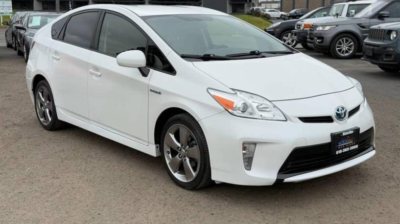 TOYOTA PRIUS 2013 JTDKN3DU3D5622948 image